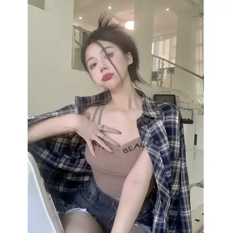 带胸垫内搭灰色小吊带背心女夏季辣妹美背外穿修身显瘦打底短上衣商品大图