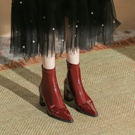 时尚小短靴女粗跟2023年秋冬新款高跟后拉链时装靴百搭尖头瘦瘦靴图片