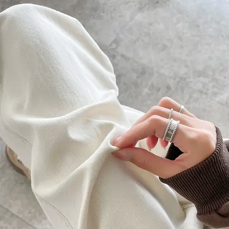 白色老爹牛仔裤女秋冬2024年新款高腰直筒宽松显瘦九分哈伦萝卜裤图片