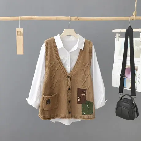 早秋新款文艺贴布针织马夹女坎肩2023年宽松V领无袖毛衣开衫背心图片
