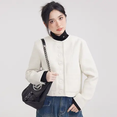 尔给加厚白色法式高端短款小香风开衫超好看外套女秋冬2023新款图片