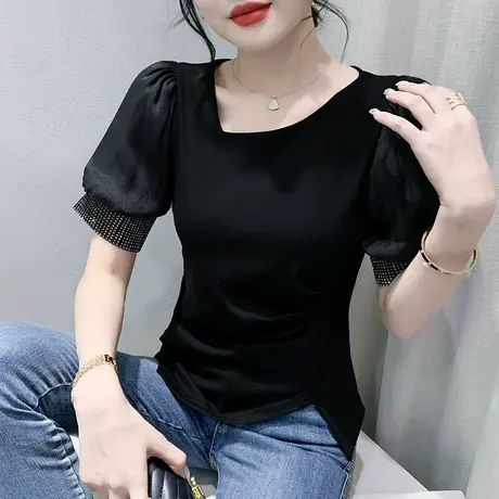 设计感泡泡袖上衣女夏装新款欧货不规则短袖T恤收腰斜领开叉小衫图片