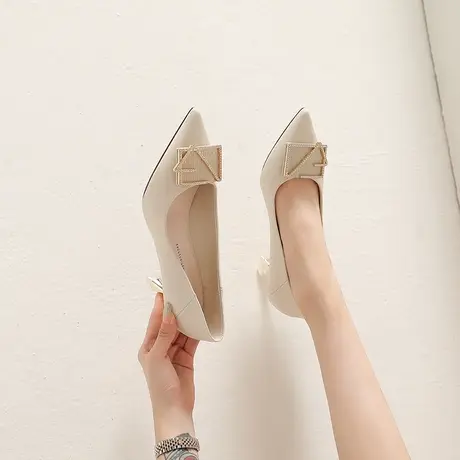 名媛风性感水钻浅口单鞋2023年春季新款气质尖头方扣高跟鞋女细跟图片