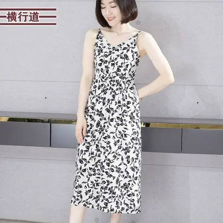 V领吊带碎花中长款连衣裙2024新款夏装A字裙收腰减龄时尚潮流裙子图片
