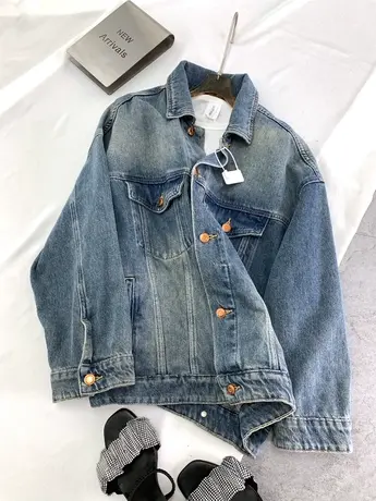 水洗磨白美式单排扣牛仔外套女2023冬季新款显瘦百搭宽松机车夹克图片