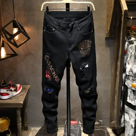 夏季款破洞刺绣牛仔裤男韩版潮牌修身弹力个性休闲小脚裤子男国潮商品大图