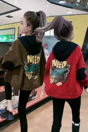 2023秋冬新款韩版时尚宽松显瘦印花上衣女连帽休闲加绒牛仔短外套商品大图