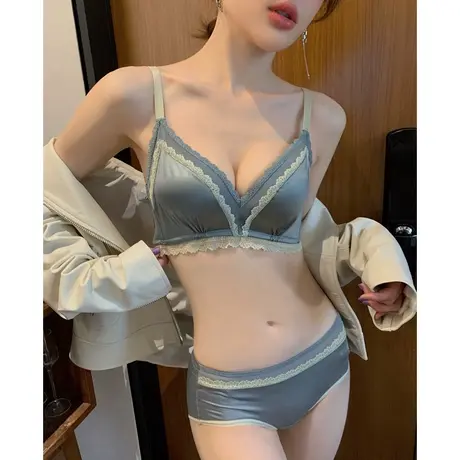 小胸内衣女调整型聚拢上托丝滑缎面胸罩无钢圈收副乳性感文胸套装图片