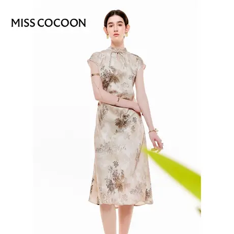 MISSCOCOON【赋美东方】24夏新款新中式改良旗袍缎面素雅连衣裙图片