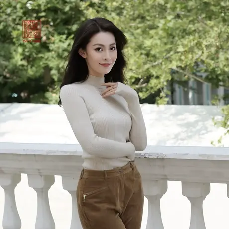 EP雅莹高端系列 白色烫钻羊绒内搭打底针织衫 商场同款9905A商品大图