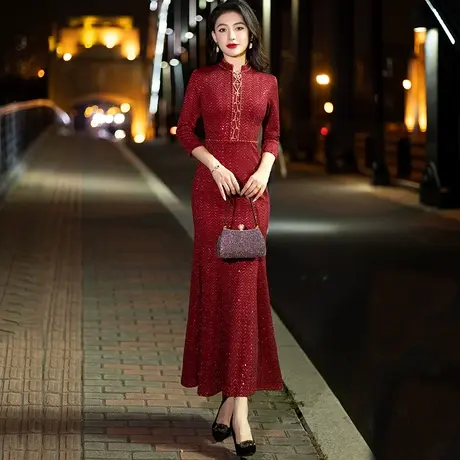 年轻妈妈喜服婚礼秋冬2024新款喜婆婆婚宴装高贵鱼尾晚礼服女洋气图片