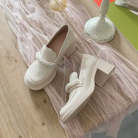 英伦风小皮鞋女2023春季新款一脚蹬粗跟单鞋珍珠法式玛丽珍高跟鞋图片