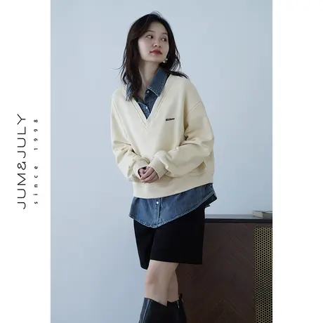 嘉茱莉2023秋冬新款1OO棉牛仔拼接卫衣女假两件上衣外套短款宽松图片