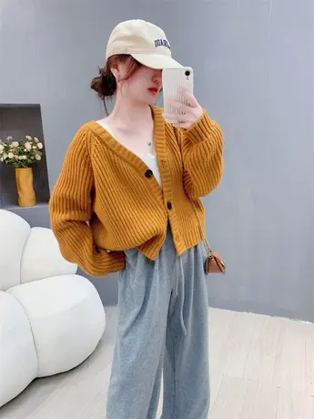 小个子短款粗线毛衣开衫女2023年早秋新款女装韩版设计感针织外套图片