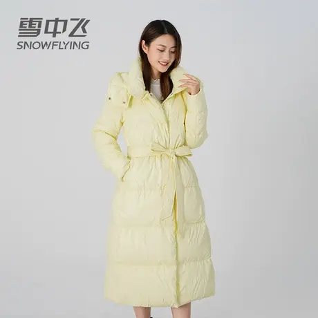 2023秋冬新款雪中飞加长时尚连帽女士羽绒服保暖收腰显示舒适外套图片