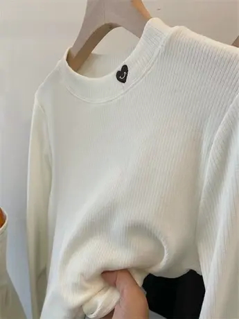 显眼内搭！韩国领口刺绣爱心螺纹拉绒长袖T恤女打底衫 黑白两色冬商品大图