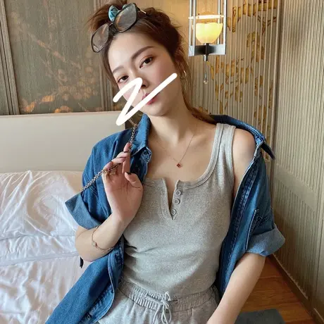 背心女夏内搭打底小吊带外穿修身弹力性感无袖短款运动上衣ins潮图片