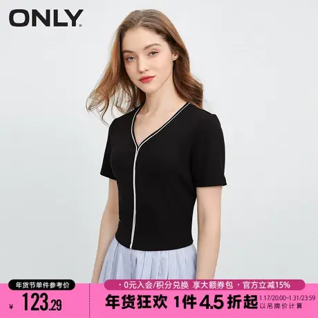 ONLY2023冬季新款潮流甜酷休闲撞色修身V领短款T恤女|123101089商品大图