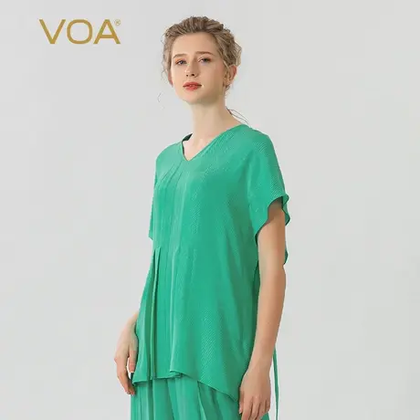 VOA提花冠乐绉桑蚕丝绿色V领蝙蝠短袖后背活页设计宽松型真丝T恤图片