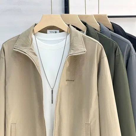 简约通勤秋季新款工装夹克男士休闲外套宽松翻领户外防风冲锋衣男图片