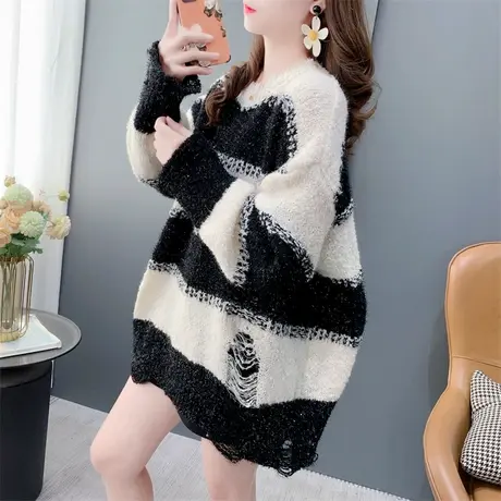 条纹拼色慵懒风破洞套头毛衣女中长款2023年秋冬新款宽松加厚上衣商品大图