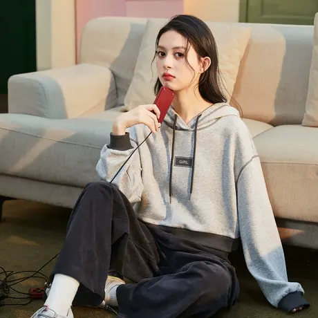 唐狮2024春季新款卫衣女连帽短款宽松卫衣美式休闲运动百搭上衣图片