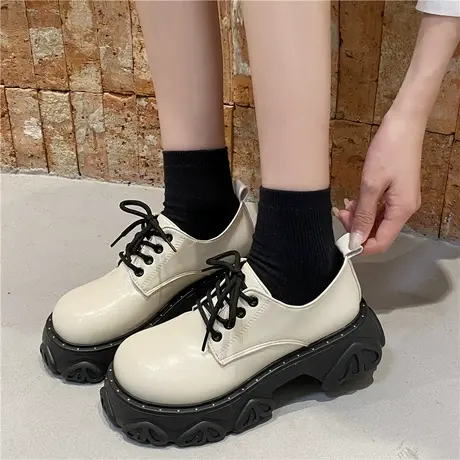 网红爆款厚底鞋女秋2024新款蝴蝶底小众原创小皮鞋百搭休闲单鞋潮图片