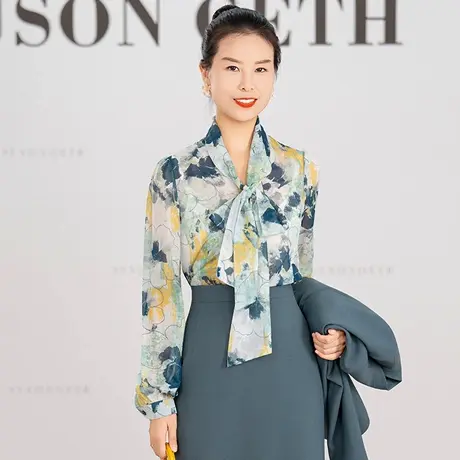 2025冬季新款飘带领印花衬衫复古大气女图片