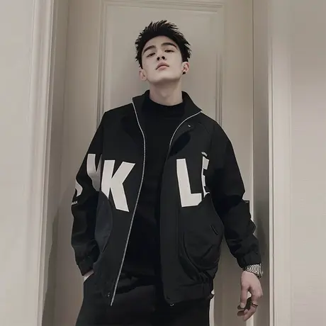 春季工装外套男2024新款潮牌ins刺绣字母高级感网红痞帅夹克上衣图片
