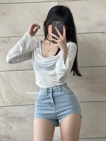 拽酷辣妹沙丘废土风防晒性感上衣设计感连帽长袖褶皱露脐短款女图片