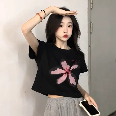 黑色独特短款2024年夏季半袖新款纯棉t恤女短袖显瘦设计感上衣潮商品大图