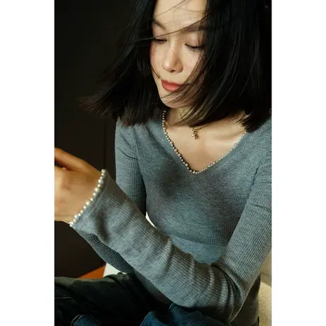 23秋冬新款法式气质洋气羊毛螺纹钉珠长袖女士灰色针织衫打底上衣商品大图